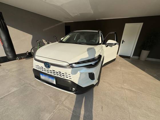 TOYOTA COROLLA CROSS 1.8 VVT-I HYBRID FLEX XRX CVT TOYOTA COROLLA CROSS 1.8 VVT-I HYBRID FLEX XRX CVT
